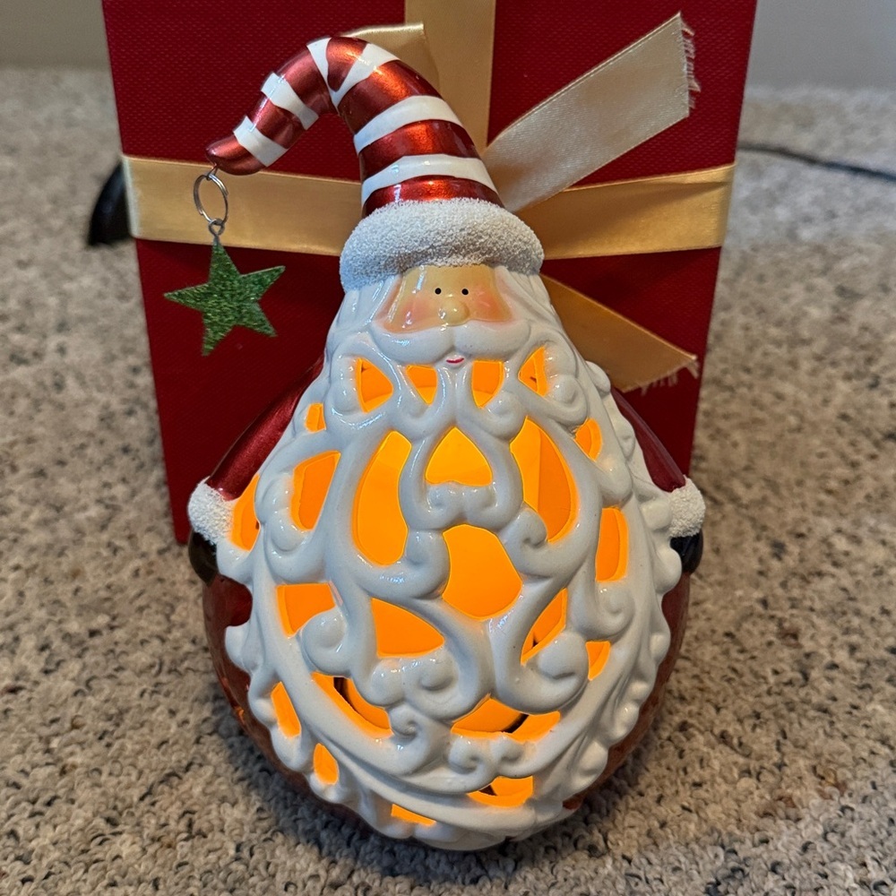 Santa Luminary w Flameless Candle Holiday Color Changing / Steady Amber Modes - Picture 3 of 11